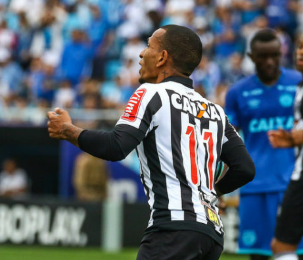 Otero comemora o gol de empate para o Galo (Divulgação/Site Oficial do Atlético-MG)