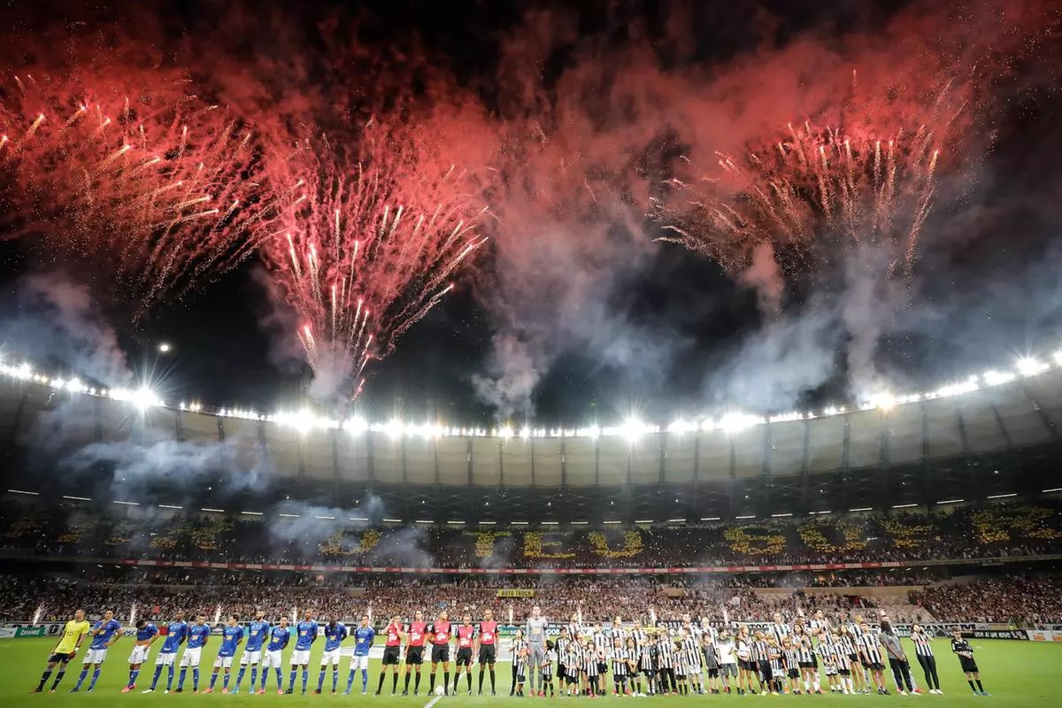 Último clássico teve a presença de mais de 50 mil torcedores no Mineirão — Foto: Bruno Cantini / Agência Galo / Atlético