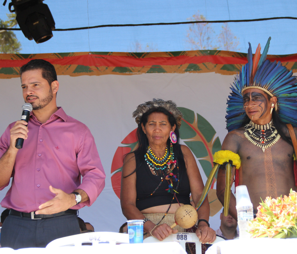 O secretário Arnaldo Gontijo abriu a 5ª edição dos Jogos Indígenas. (Foto: Elian Oliveira/SEE)
