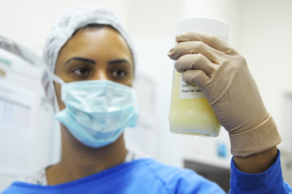 Pesquisadores identificam anticorpos contra a Covid-19 no leite materno de mulheres que foram vacinadas — Foto: Breno Esaki/Agência Saúde