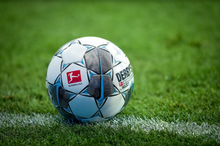 Faltam oito rodadas para o fim do campeonato. Foto: Divulgação/Bundesliga.