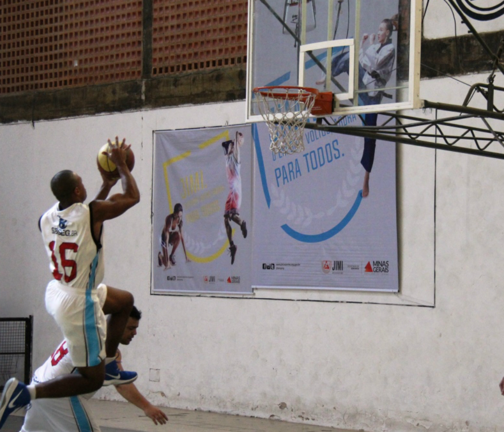 Jogando em casa, São João del Rei conquistou o título do basquete masculino. (Foto: Felippe Drummond/SEESP) Jogando em casa, São João del Rei conquistou o título do basquete masculino. (Foto: Felippe Drummond/SEESP)